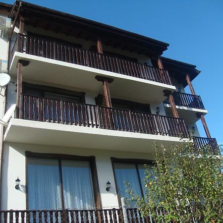 Family Hotel And Restaurant Plamena 오레샤크 외부 사진