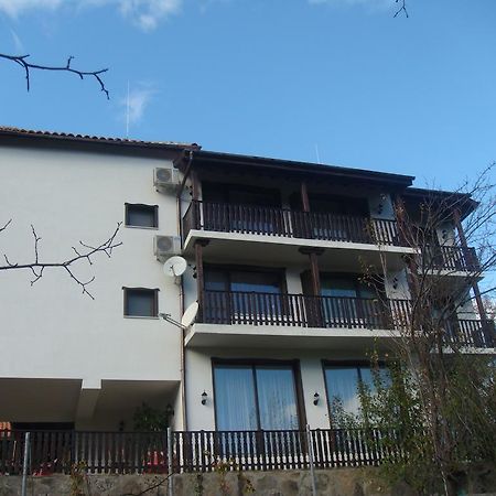 Family Hotel And Restaurant Plamena 오레샤크 외부 사진