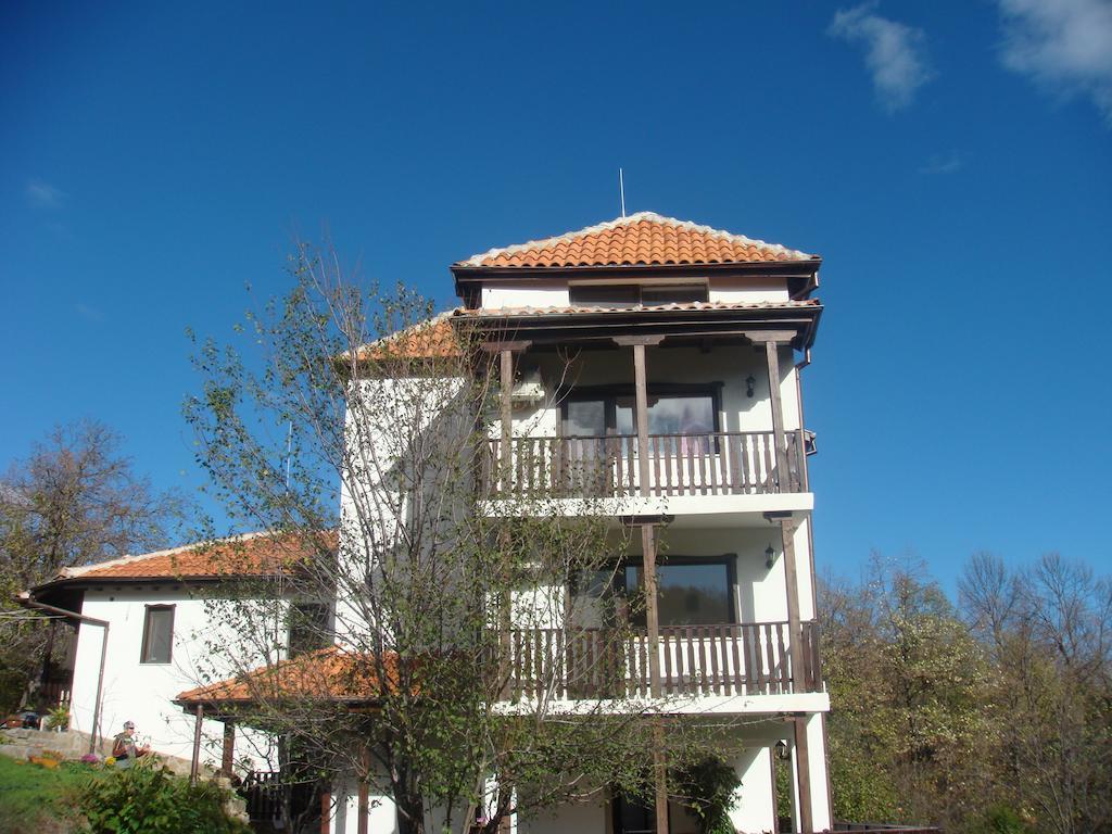 Family Hotel And Restaurant Plamena 오레샤크 외부 사진